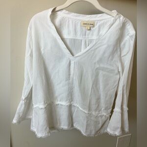 Cloth & Stone Cream V-Neck Blouse